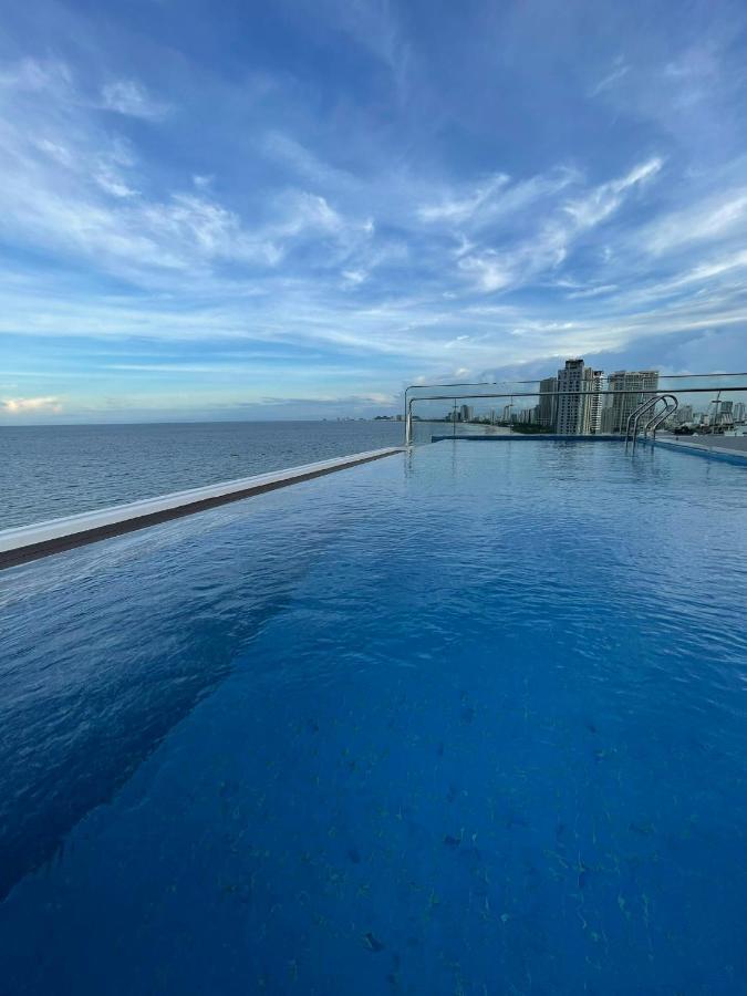 De Lamour Hotel Da Nang Exteriör bild
