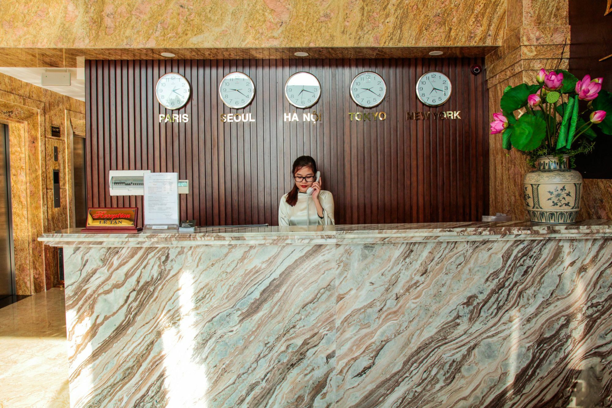 De Lamour Hotel Da Nang Exteriör bild